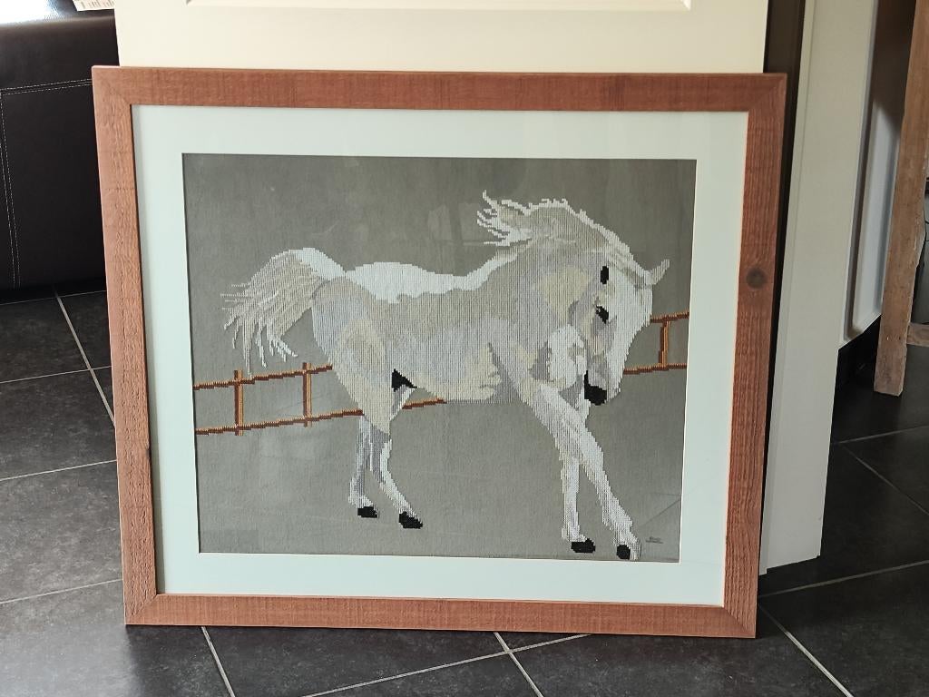 Kader, handwerk geborduurd, Huis en Inrichting, Woonaccessoires | Lijsten, Ophalen