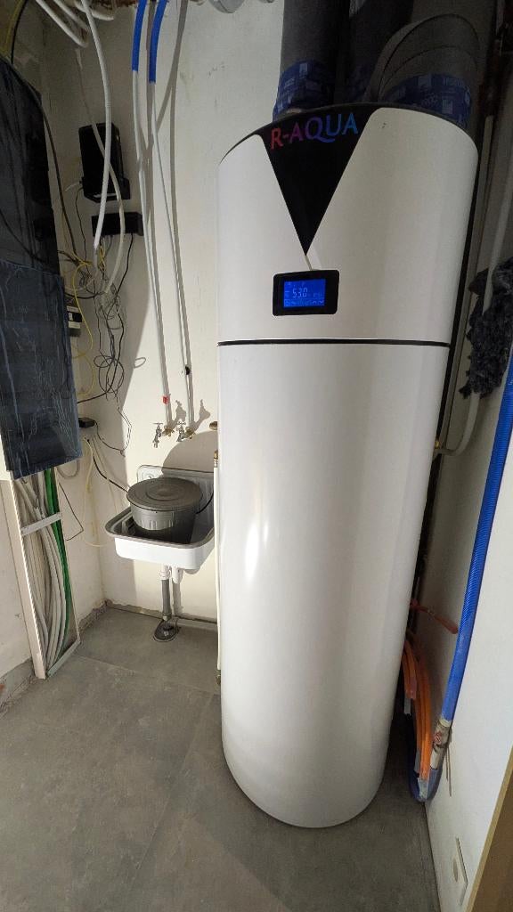 Warmtepompboiler 300l, Doe-het-zelf en Bouw, Chauffageketels en Boilers, Zo goed als nieuw, Boiler, 100 liter of meer, 3 t/m 5 jaar oud