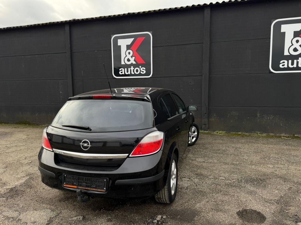 Opel Astra 1.4i, Achat, Entreprise, Boîte manuelle, Berline