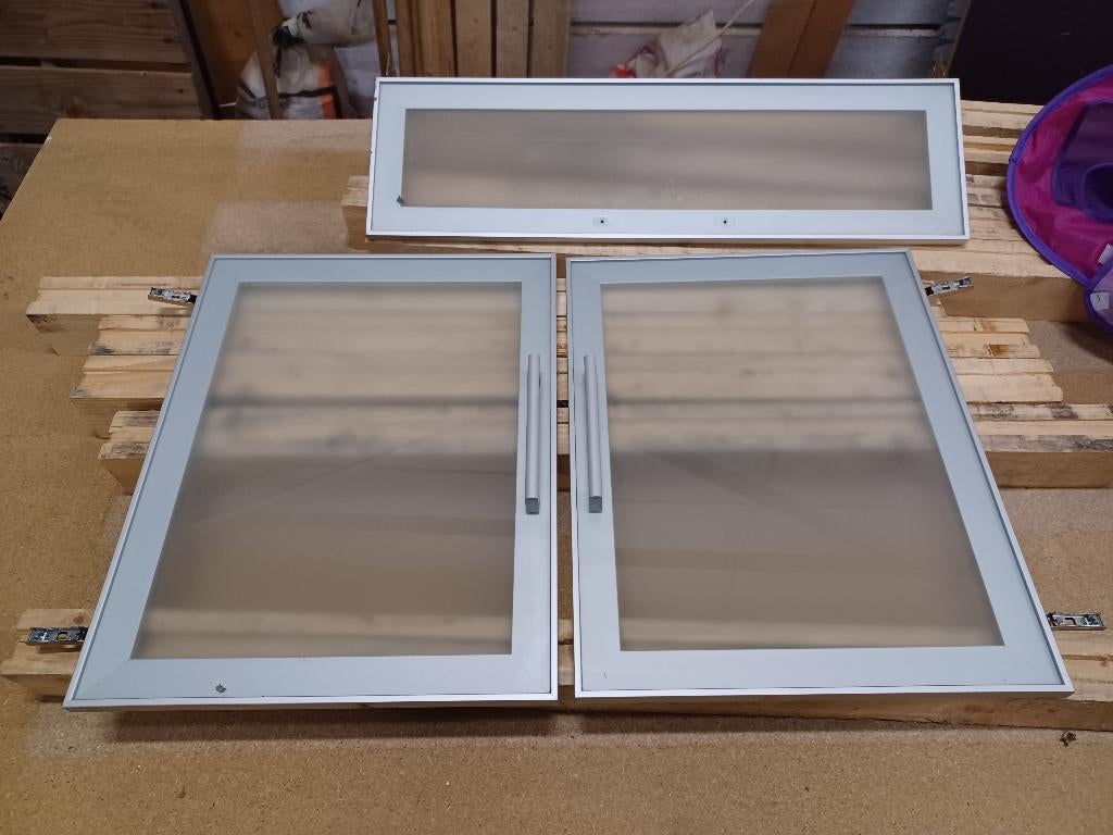 Aluminium meubeldeuren met glas, Doe-het-zelf en Bouw, Glas en Ramen, Gebruikt, Ophalen