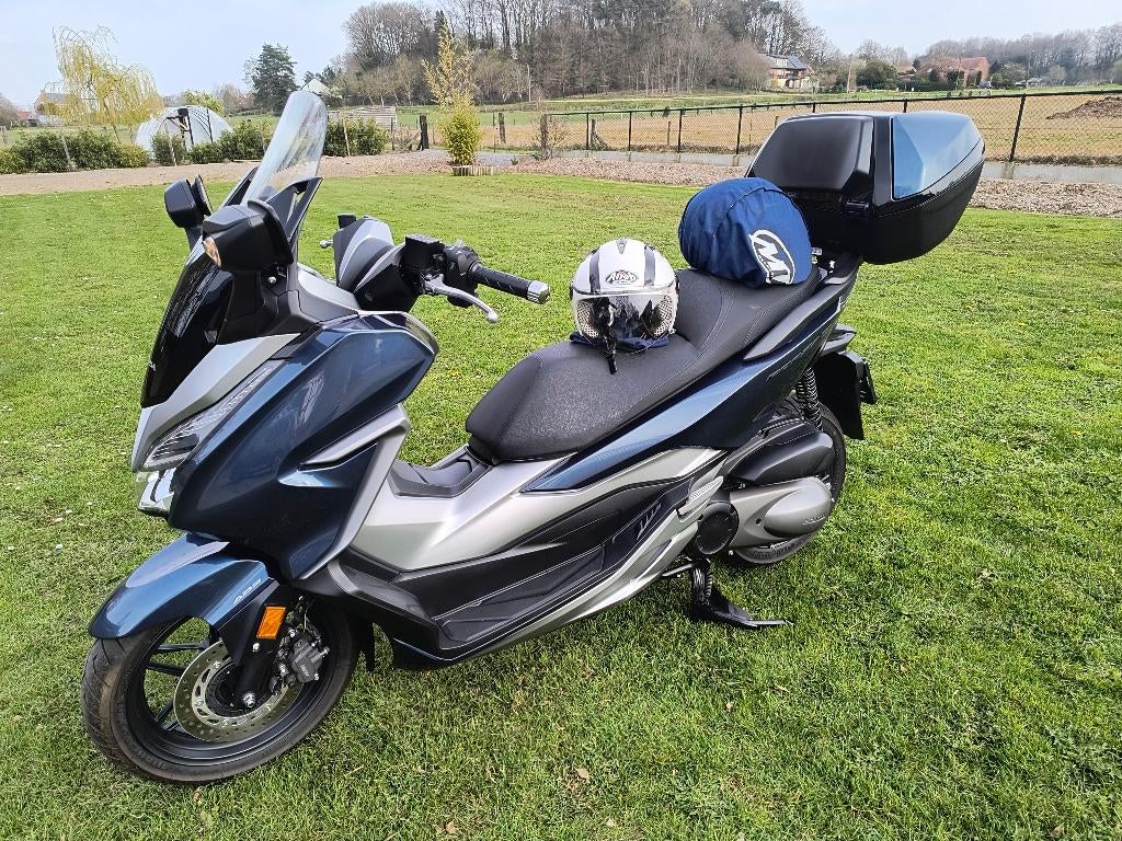 Honda NSS300Forza 300cc 2020 nieuwstaat