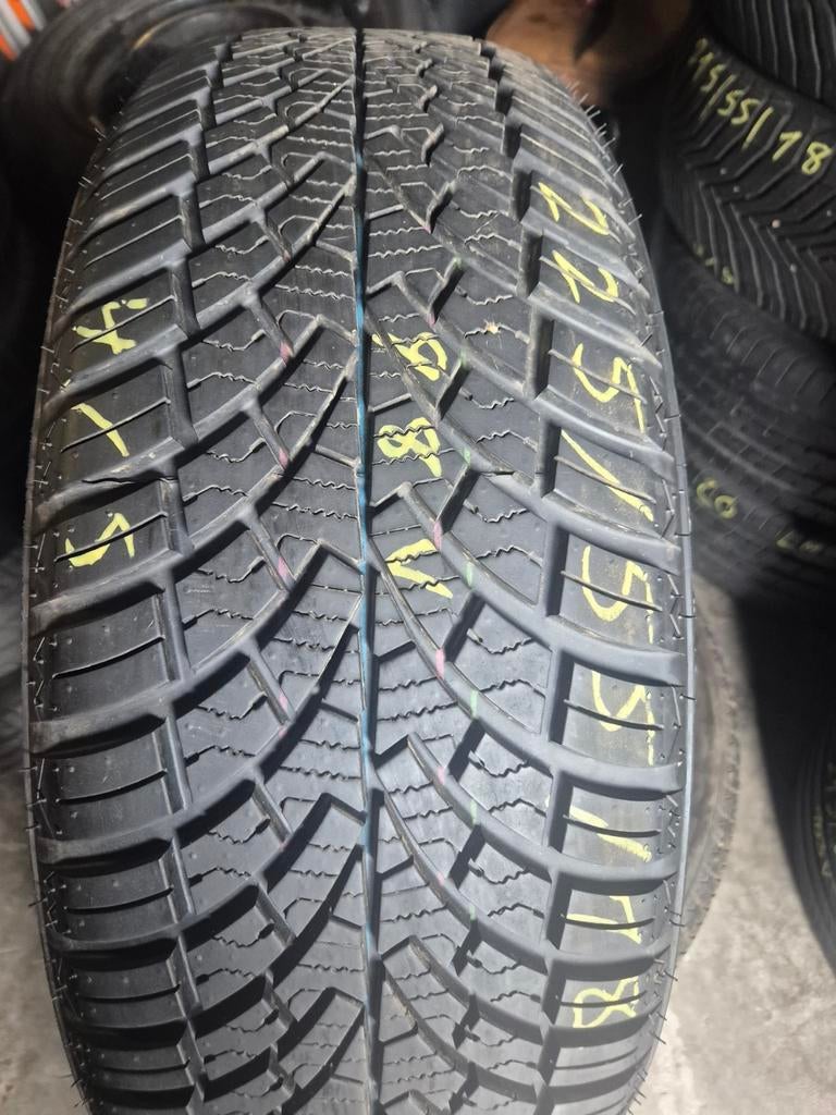 225/55/18 4SAISON, Enlèvement