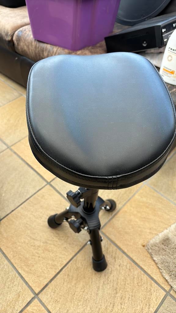 Krukje voor pedicure, Ophalen