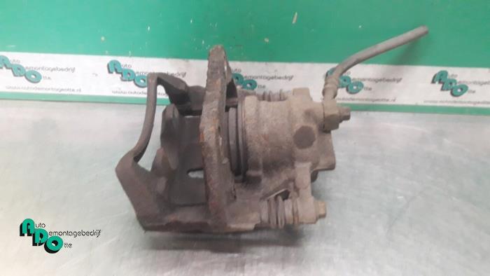 Remklauw (Tang) links-voor van een Opel Corsa (Corsa C 00-), Auto-onderdelen, Gebruikt, -, -, Opel