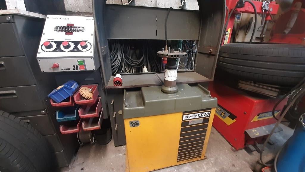 balanceer machine, Auto-onderdelen, Banden en Velgen, Ophalen, Banden en Velgen