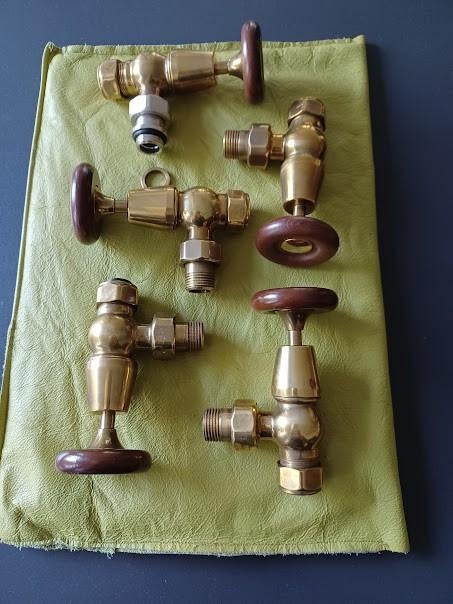 Robinets de radiateur en cuivre, Enlèvement, Comme neuf