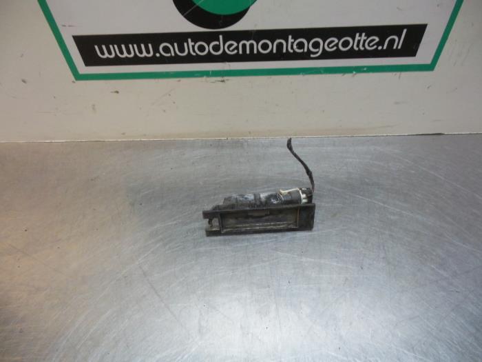 Kenteken Verlichting van een Opel Corsa (Corsa C 00-), Gebruikt, -, -, Opel