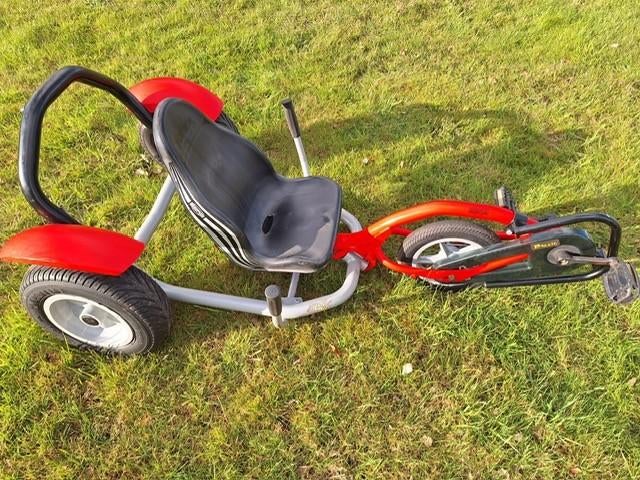 trike 1 berg toys, Kinderen en Baby's, Speelgoed | Buiten | Skelters, Ophalen, Zo goed als nieuw, Berg, Vrijloopautomaat