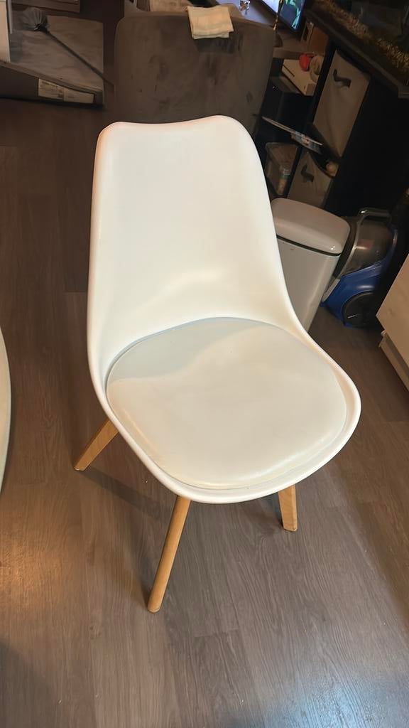 4 stoelen, Overige materialen, Gebruikt, Wit, Kuipstoelen
