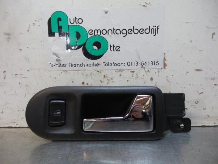 Poignée portière 4portes avant droite d'un Volkswagen Golf, Volkswagen, -, 3 mois de garantie, Utilisé