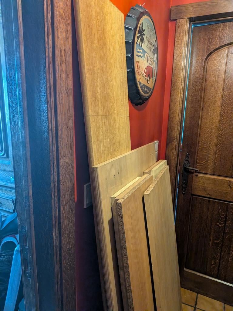 Lot de 8 planches en bois toutes tailles, Bricolage & Construction, Bois & Planches