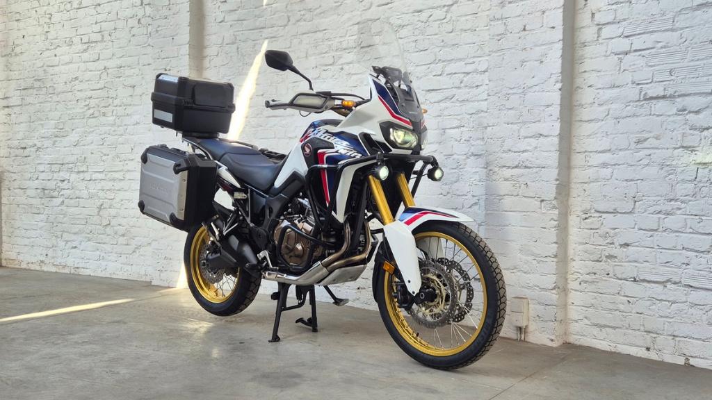 Honda Africa Twin CRF1000A HRC Full Option @motomobila