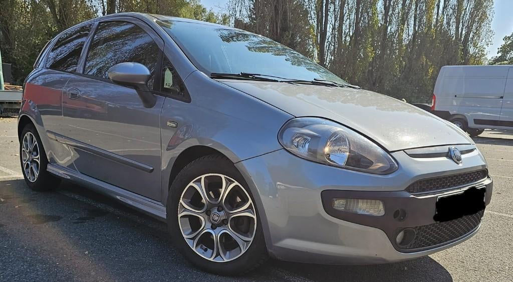 FIAT PUNTO GEKEURD VOOR VERKOOP, Auto's, Fiat, Euro 5, Diesel, Particulier, Punto