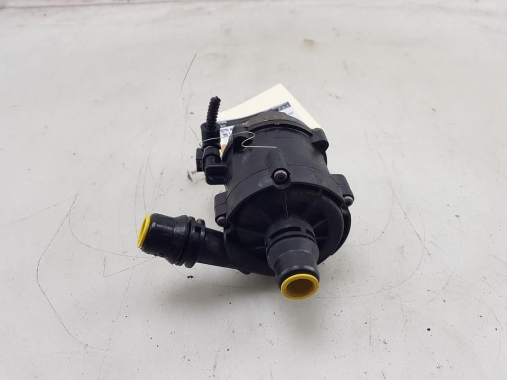EXTRA EAU POMPE BMW 5 serie Touring (G31) (01-2017/06-2020), Utilisé, BMW