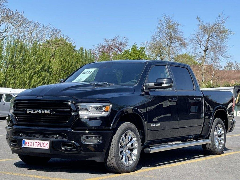 Dodge Ram Laramie Sport - 45.900€- Leasing 1.453€/M-REF 0823, Auto's, Automaat, 295 kW, Zwart, Leder