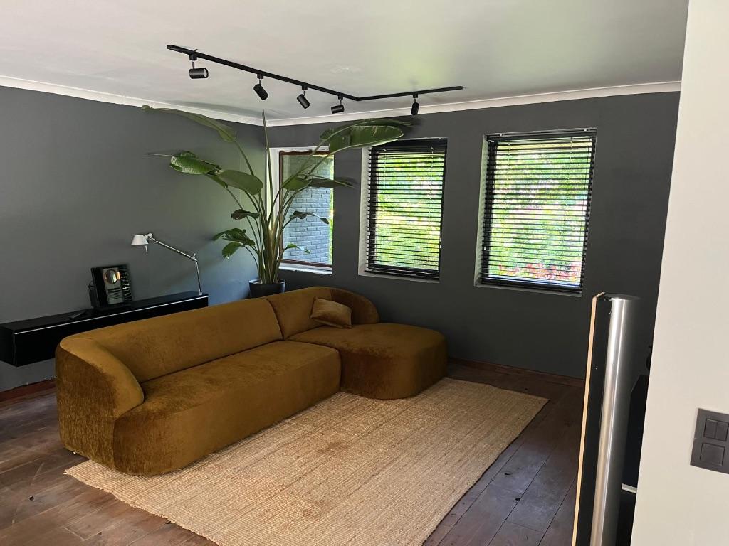 hoekbank wave van montel, Ophalen, Modern groen, Hoekbank, Zo goed als nieuw