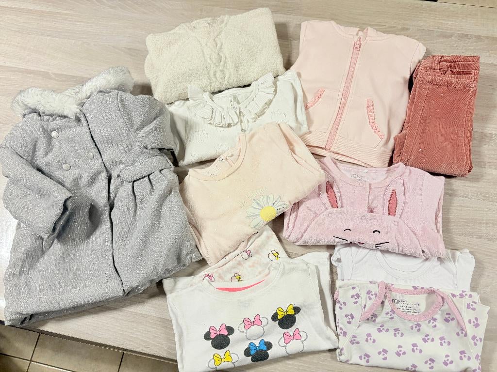 lot vêtements fille 18 mois, Ophalen of Verzenden, Zo goed als nieuw, Meisje, Overige typen