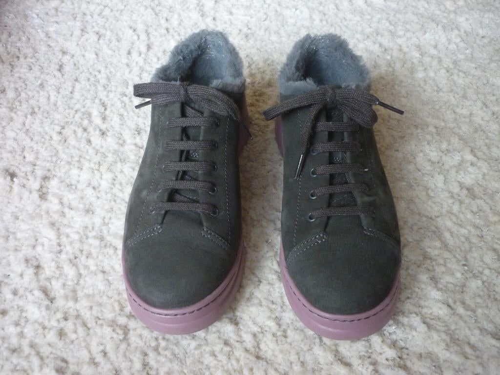 Fleece-gevoerde Suède Schoenen Camper, Vêtements | Femmes, Chaussures, Neuf, Gris, Enlèvement ou Envoi, Camper