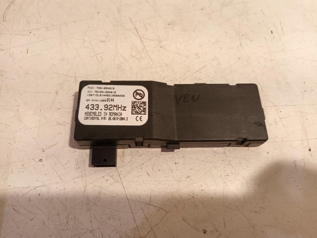 Antenne Opel Astra, Autos : Divers, Autoradios, Enlèvement ou Envoi, Van der Ven Autorecycling B.V., Onderdelen@venauto.nl, Ettenseweg 76, 4706 PB Roosendaal, The Netherlands