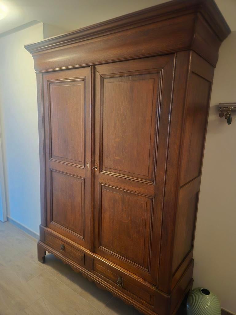 Grand meuble ancien, Enlèvement