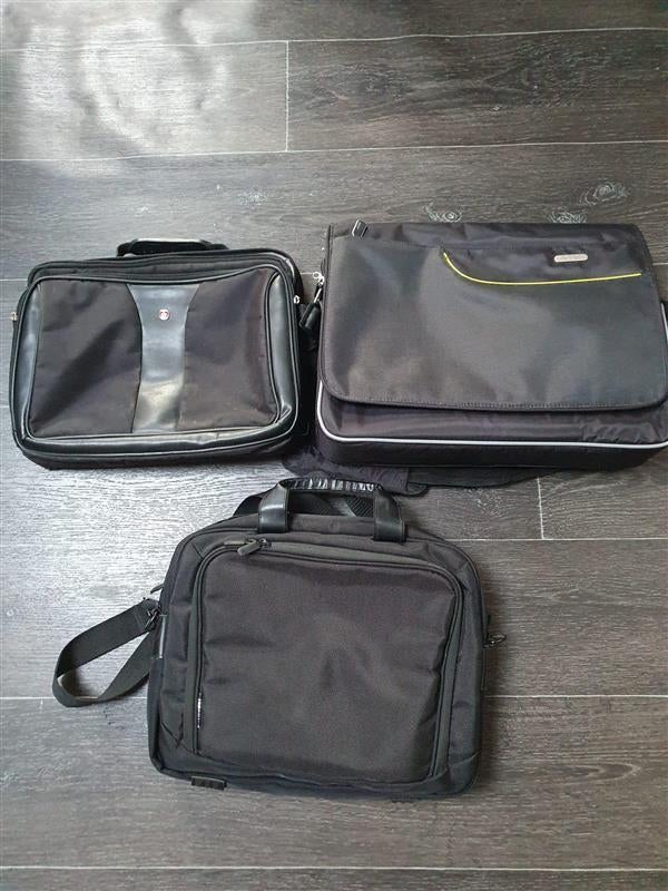 3 - "Acer" laptoptassen, Computers en Software, Laptoptassen, Ophalen of Verzenden, Zo goed als nieuw