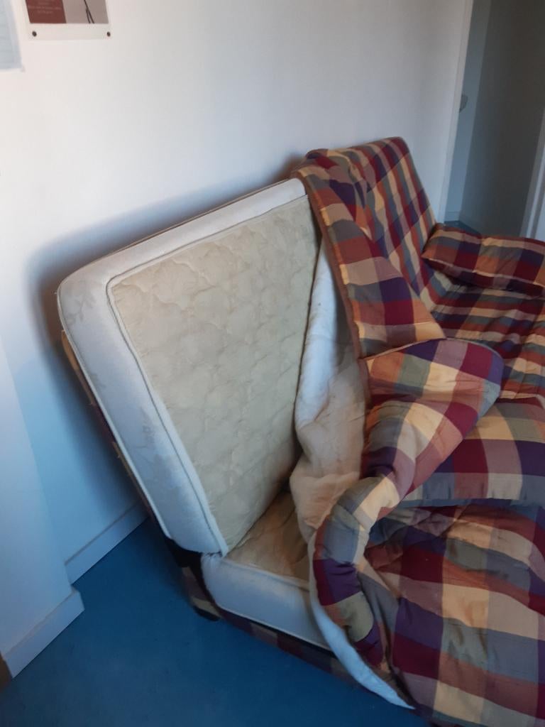 Canapé lit, Maison & Meubles, 140 cm, Enlèvement, Utilisé, 200 cm