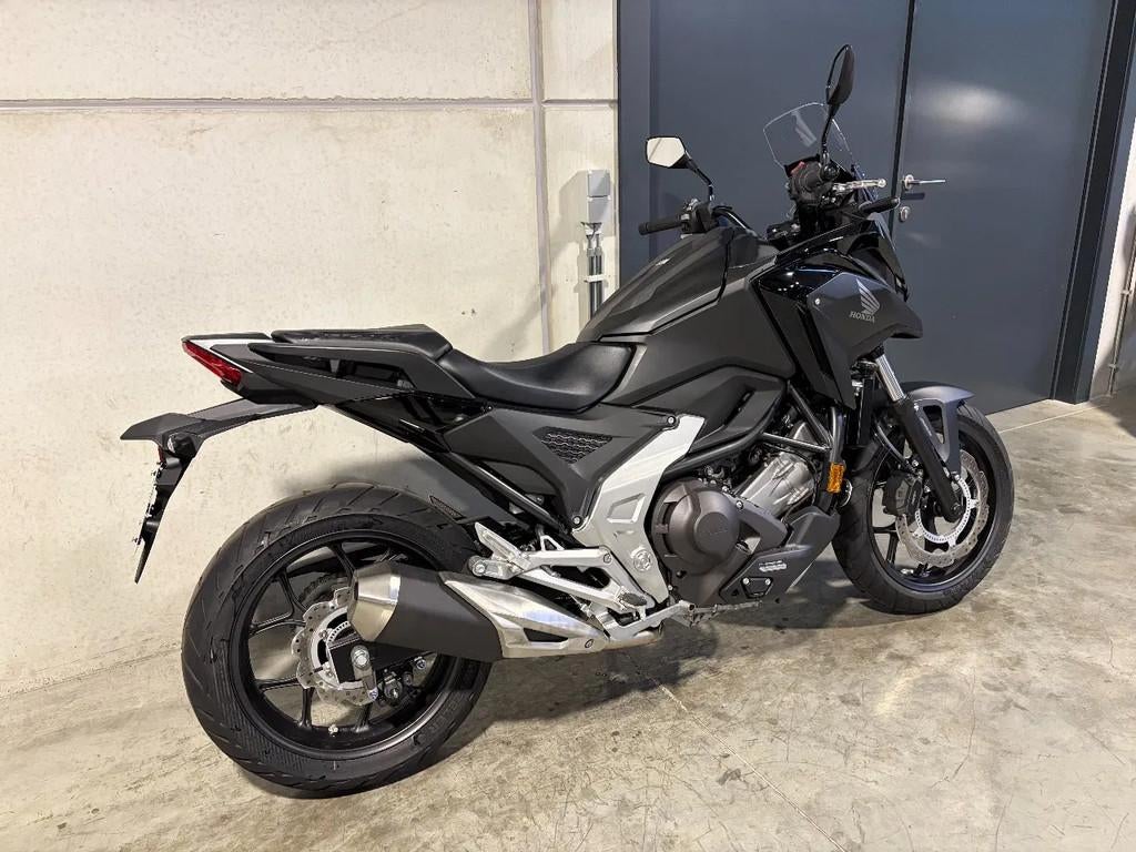 Honda NC750X met de zalige DCT automaat (bj 2024) - foto 3