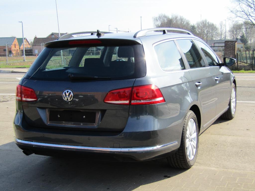 Vw passat 1.6 TDI, Autos, Entreprise, Boîte manuelle, Noir, 5 portes