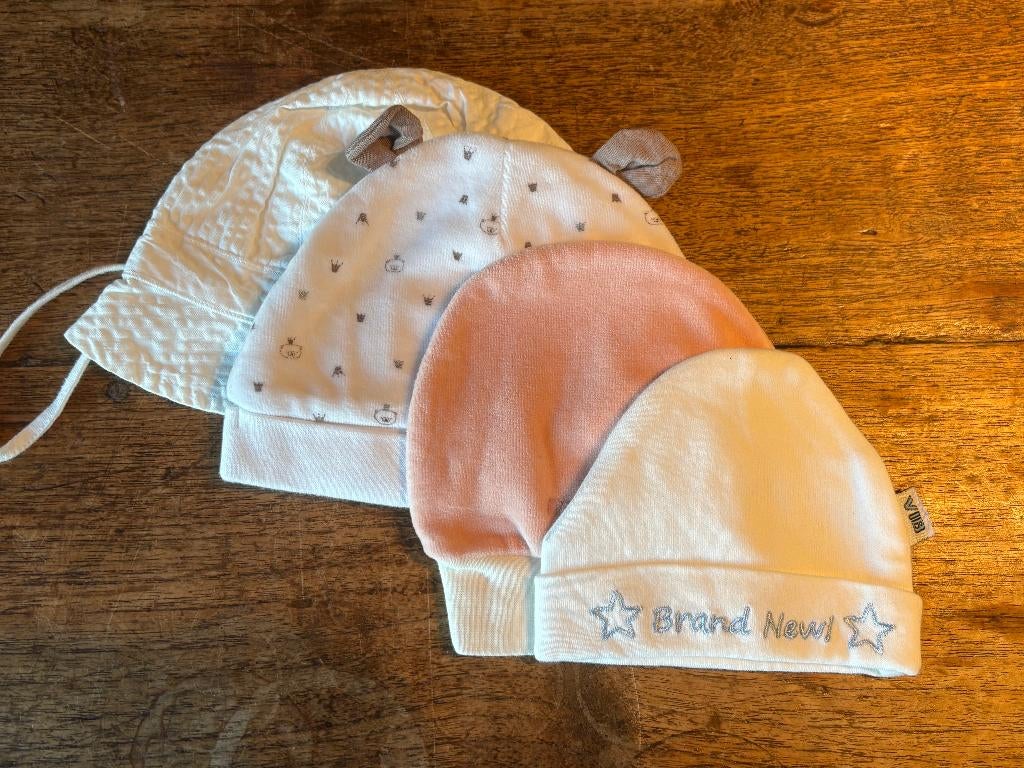 set Baby mutsje 0 - 3 maanden, Kinderen en Baby's, Babykleding | Mutsen, Sjaals en Wanten, Ophalen, Zo goed als nieuw, Muts