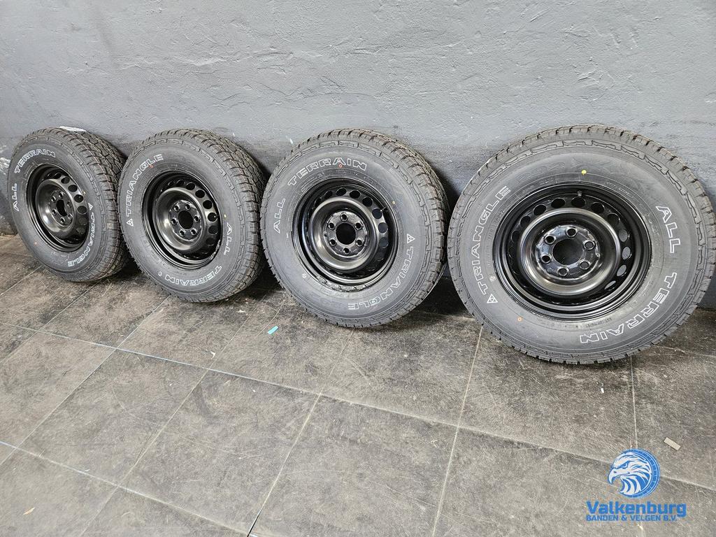 Nieuwe originele Mercedes Sprinter OffRoad A/T 4x4 16 inch z, Auto-onderdelen, -, Banden en Velgen, Nieuw, Ophalen of Verzenden