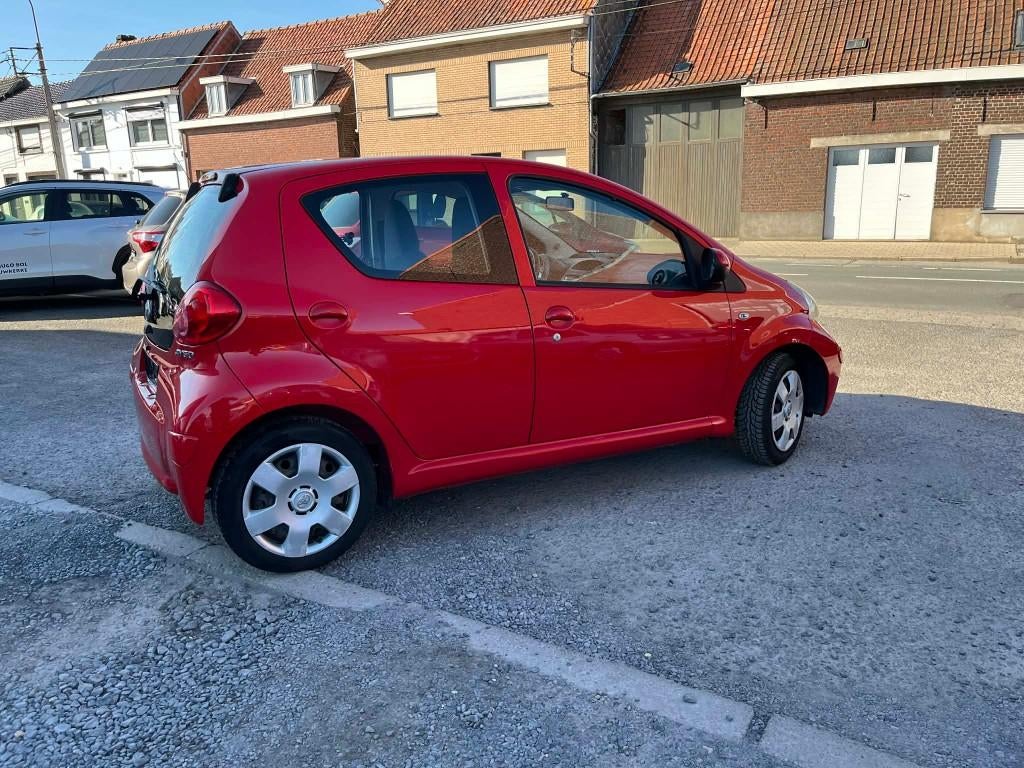 Toyot Aygo 1.0l automaat + waarborg, Auto's, Toyota, Stof, 50 kW, 109 g/km, Bedrijf