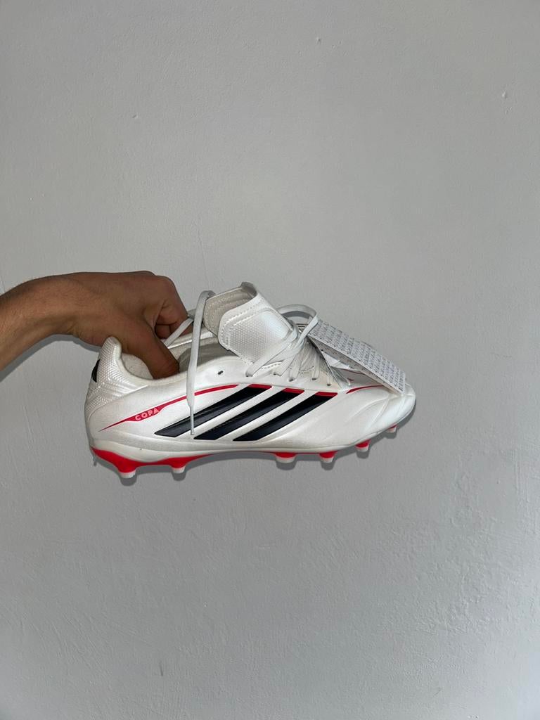 Copa adidas voetbalschoenen, Sport en Fitness, Voetbal, Ophalen, Nieuw