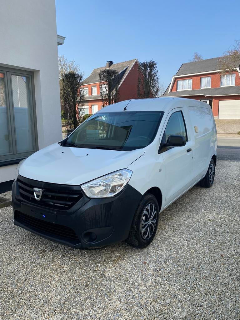 Dacia dokker, Auto's, Euro 6, 4 cilinders, Wit, Handgeschakeld