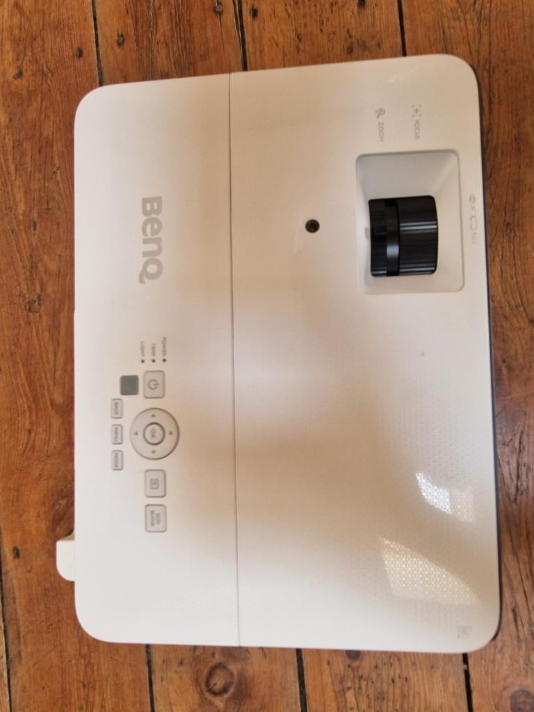 BenQ TK700STi, LED, Comme neuf, Enlèvement, Ultra HD (4K)