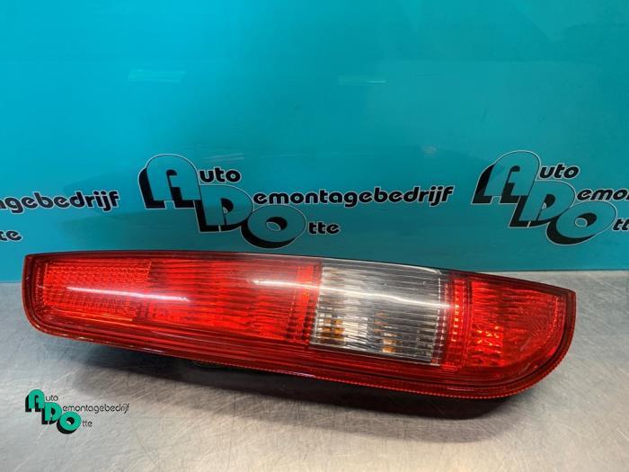 Achterlicht links van een Ford Focus (Focus 04-), Gebruikt, -, -, Ophalen of Verzenden