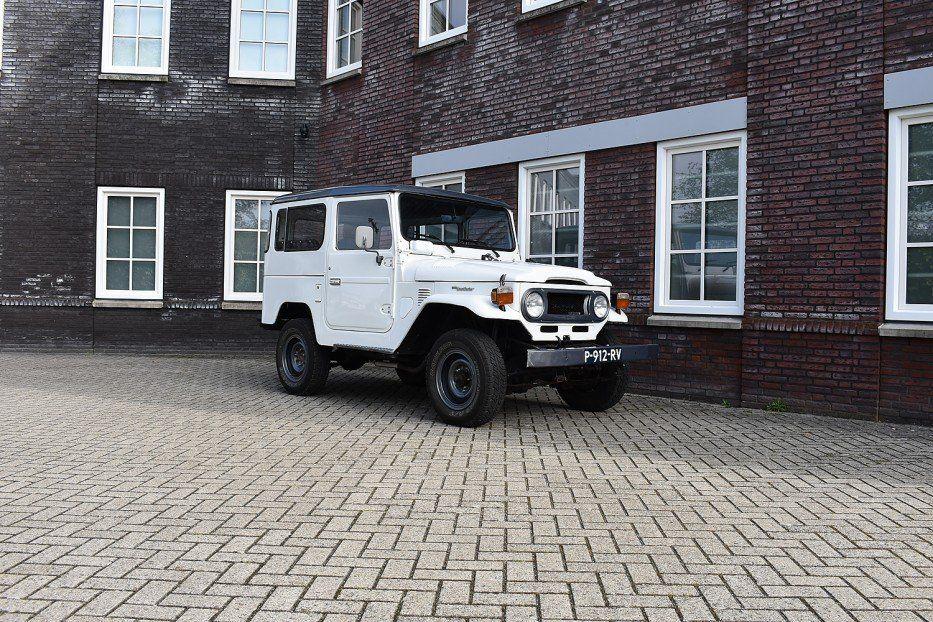 Toyota Land Cruiser BJ40 Diesel Wij zijn op afspraak geopend, Auto's, Wit, Bedrijf, 0 g/km, Handgeschakeld