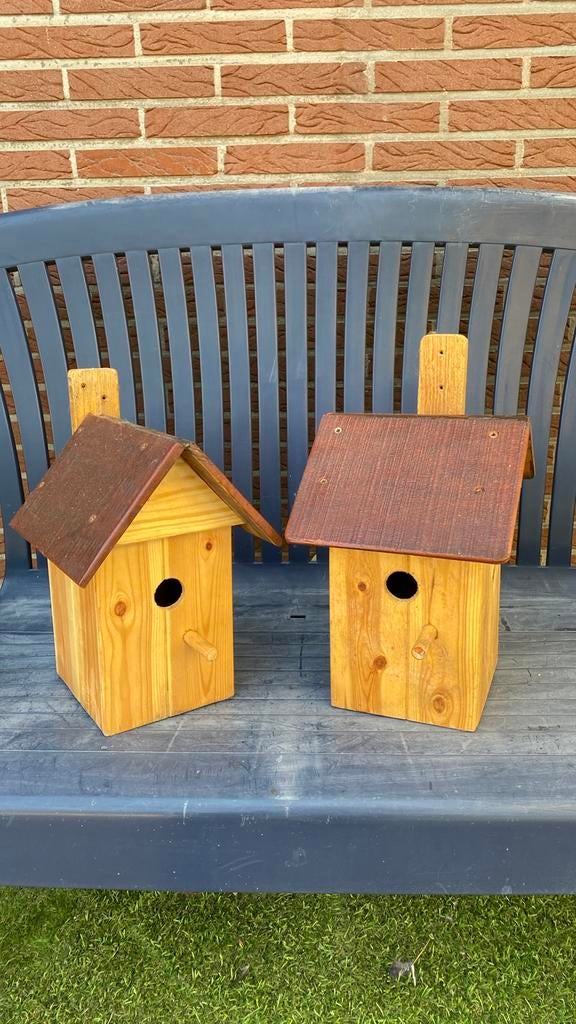 Nestkastjes twee stuks, Ophalen, Zo goed als nieuw