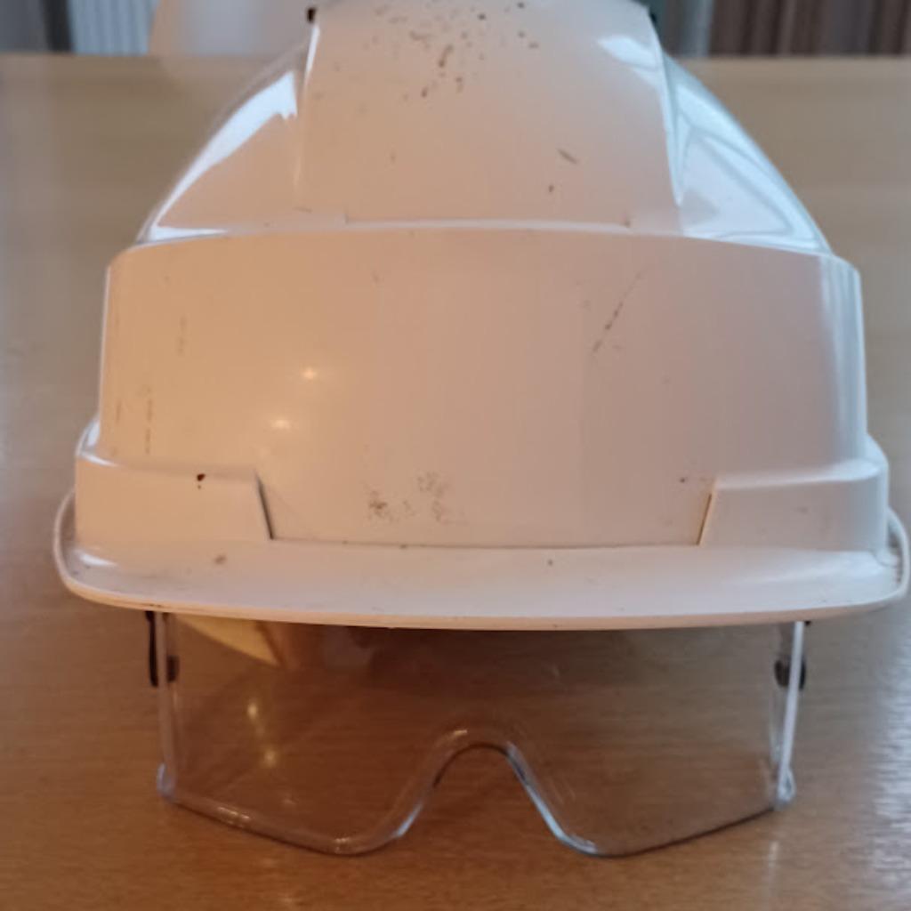 Casque de sécurité avec lunettes intégrées, Bricolage & Construction, Enlèvement ou Envoi, Avec visière, Comme neuf