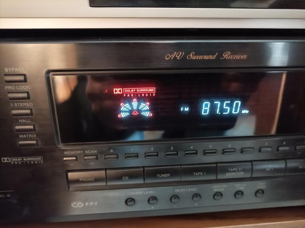 Radio,Tuner,Lecteur CD,jukebox 200 CDs, baffles home cinéma, Enlèvement, Utilisé, Haut-parleurs, Akai