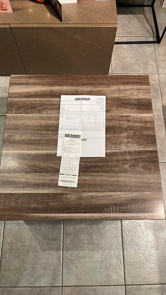 Salontafel donker eik Leen Bakker, Ophalen, Zo goed als nieuw