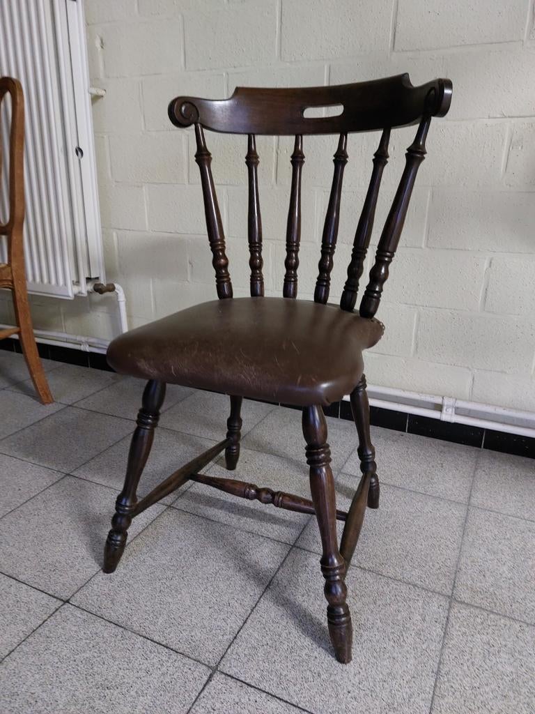 Antieke eiken stoelen donkerbruin, Ophalen