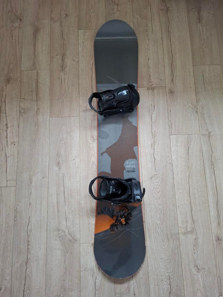 Snowboard 160 + fix nidecker, Sport en Fitness, Ophalen of Verzenden, Board