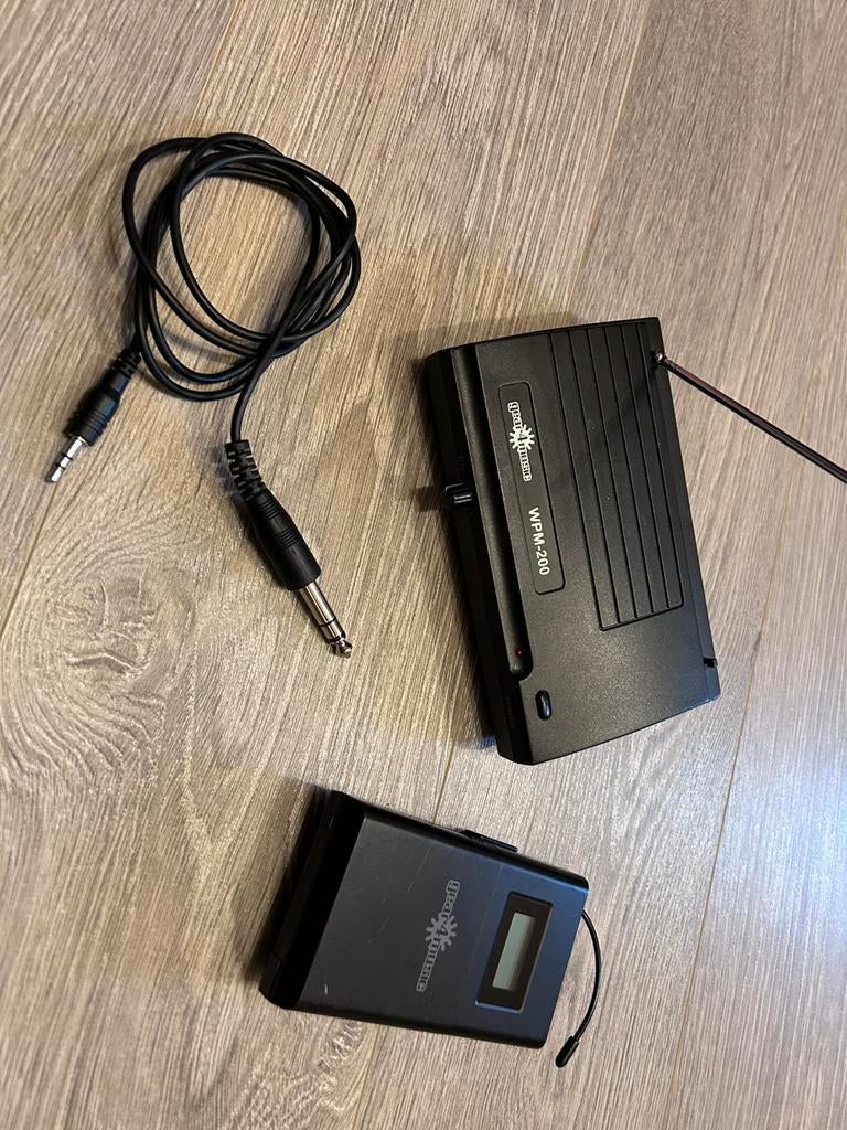 In-ear monitorsysteem, Enlèvement, Comme neuf