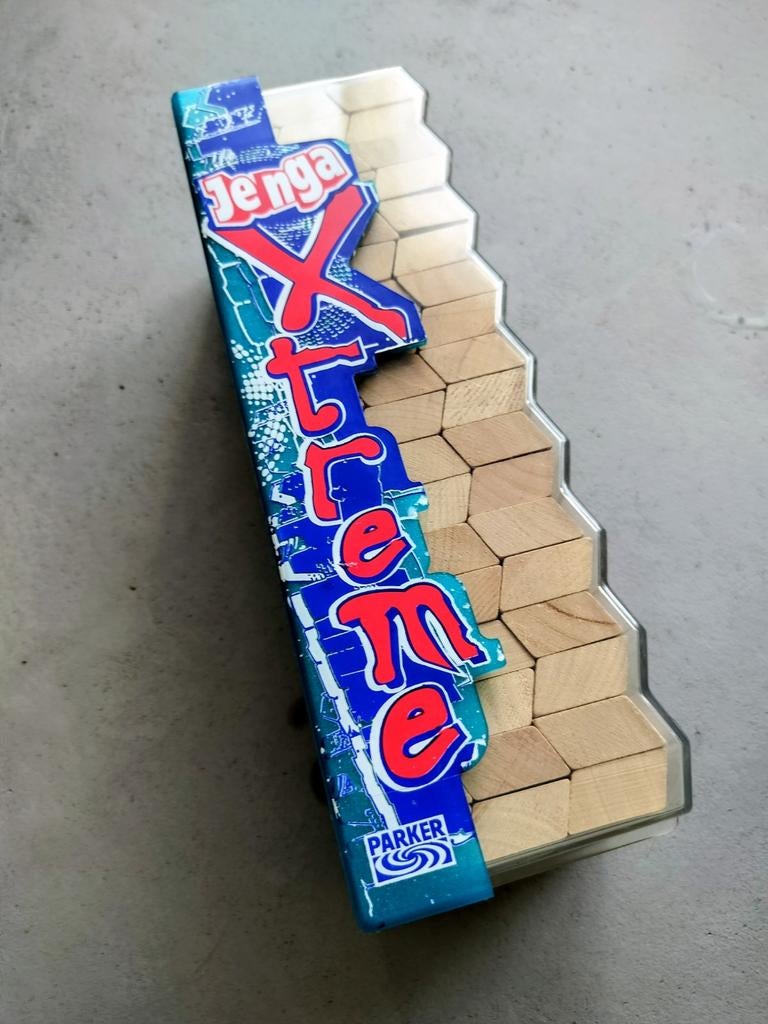 JENGA EXTREME, Hobby en Vrije tijd, Gezelschapsspellen | Overige, Vijf spelers of meer, Ophalen of Verzenden, Gebruikt, HASBRO