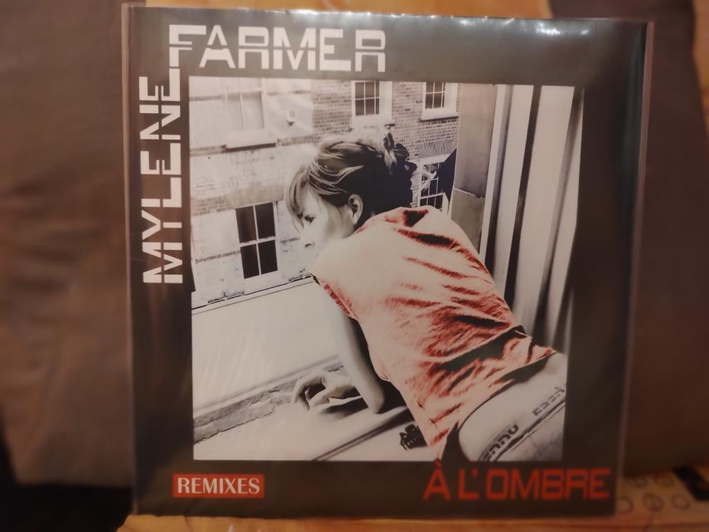 Mylène Farmer - A l'ombre (Vinyle maxi 45T), CD & DVD, Enlèvement, Comme neuf