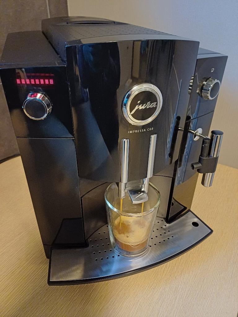 Jura C60 gereviseerd, Elektronische apparatuur, Koffiezetapparaten, Refurbished, Gemalen koffie, Koffiebonen, Koffiemachine, 4 tot 10 kopjes