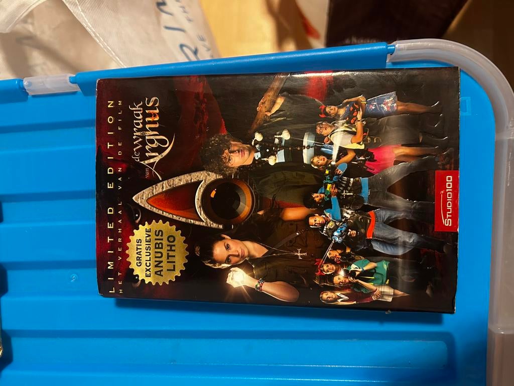 Het huis anubis boek - de wraak van argnus, Boeken, Ophalen, Zo goed als nieuw