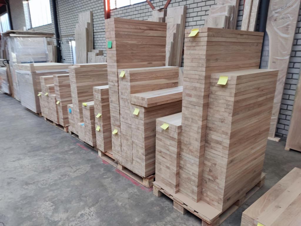 Marches d'escalier en chêne massif de 40 mm d'épaisseur, pla, Bricolage & Construction, Bois & Planches, Neuf, Chêne, Enlèvement