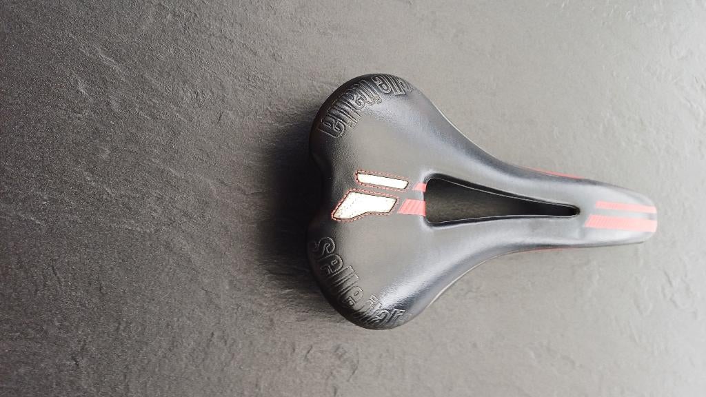 selle italia zadel, Fietsen en Brommers, Fietsonderdelen, Ophalen of Verzenden, Gebruikt, Zadel, Selle Italia