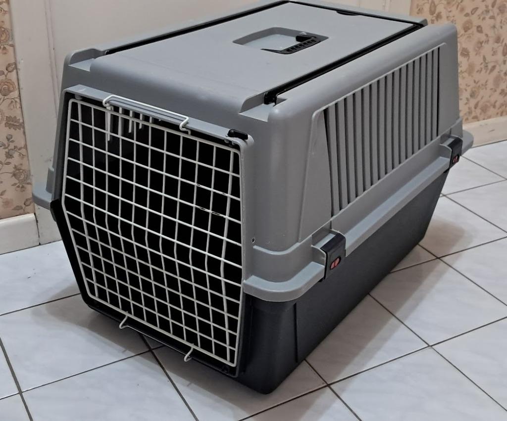 panier de transport FERPLAST pour chien moyen de max. 20 kg., Dieren en Toebehoren, Transportboxen, Gebruikt, Verzenden